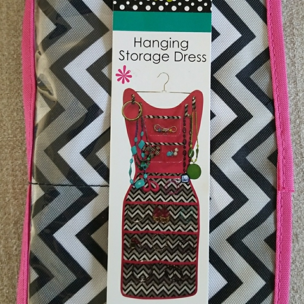New hanging storage Dress